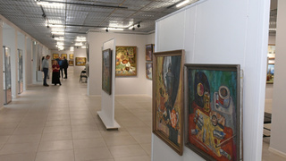 Обновленный зал музея "Город" / Фото: мэрия Барнаула