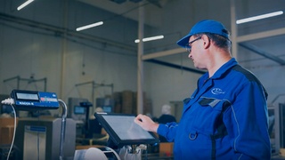 Специалист ООО "Алтайхлеб" / Фото: Шихова Ю. В.
