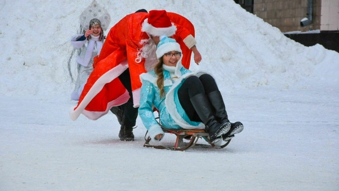 Забег Дедов Морозов / Фото: АлтГТУ