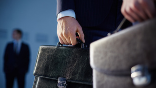 Бизнесмены. Юристы / Фото: pressfoto на Freepik