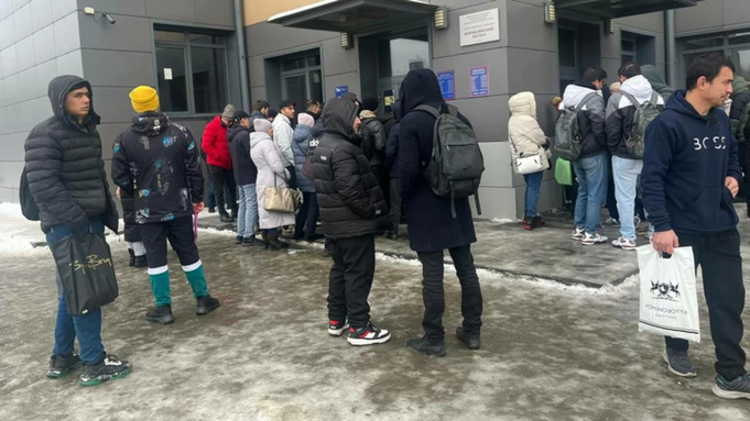 Мигранты в Барнауле / Фото: amic.ru