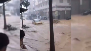 Наводнение в  Марокко / Кадр из видео: "Кровавая барыня"