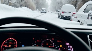 Авто зимой / Фото сгенерировано нейросетью Kandinsky