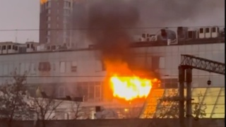 Пожар в бизнес-центре / Фото: Telegram-канал Shot