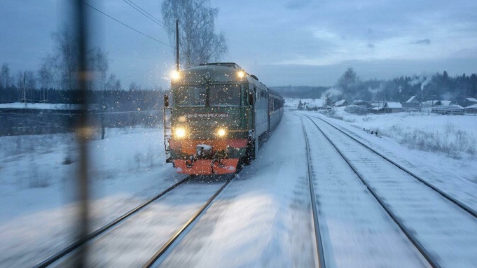 Поезд зимой / Изображение сгенерировано нейросетью 