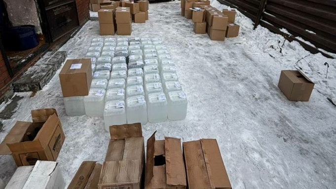 Нелегальный алкоголь / Фото: МВД по Алтайскому краю