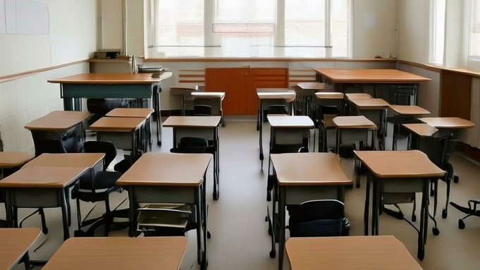 Пустой школьный кабинет / Фото: создано в нейросети 