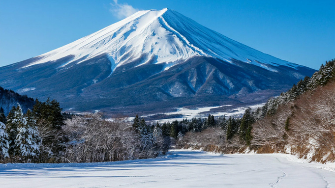 Горы в Японии / Изображение сгенерировано shedevrum.ai / amic.ru