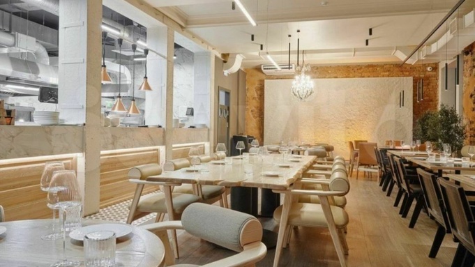 Ресторан "Трепет и томаты" /
Фото: "Авито"