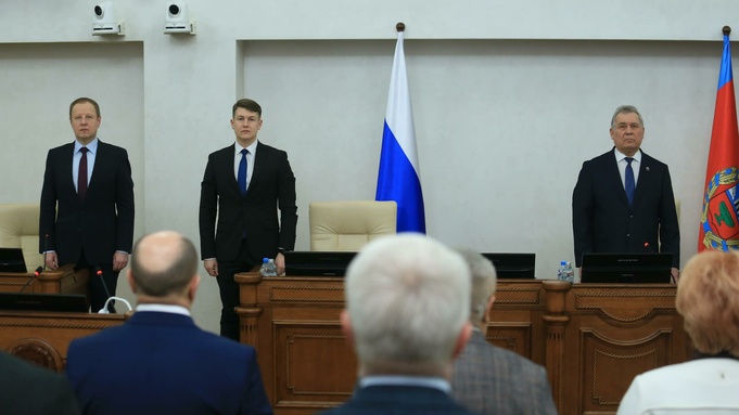 Сессия АКЗС / Фото: Екатерина Смолихина / amic.ru