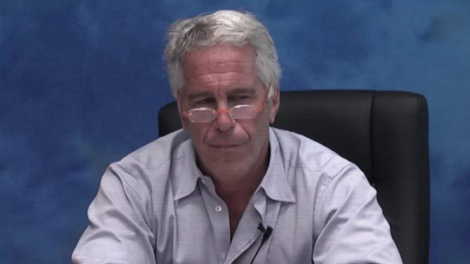 Кадр из документального сериала "Джеффри Эпштейн: неприлично богатый" (США, 2020)