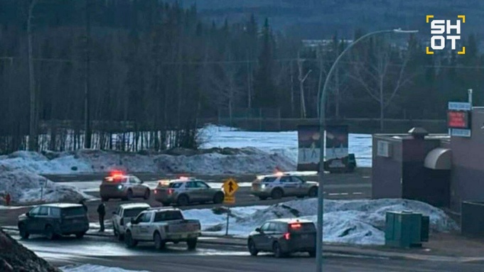 Девять человек погибли в канадской школе / Фото: Shot