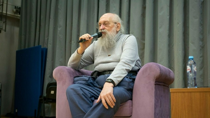 Анатолий Вассерман / Фото: t.me/lyceum1535