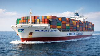 Корабль компании HadKon / Фото: создано в нейросети ChatGPT