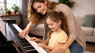 Педагог по музыке / Учитель / Изображение сгенерировано ИИ ChatGPT / amic.ru