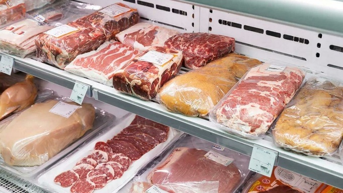 Мясо /  Изображение сгенерировано GigaChat от Сбера / amic.ru