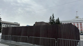 Памятник Ленину в Барнауле / Фото: amic.ru / Алина Богомолова