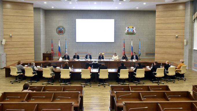 Обсуждение молодежного движения / Фото: barnaul.org