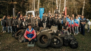 "Росводоканал Барнаул" на эко-акции в лесу в 2025 году / Фото: Аурика Митеску