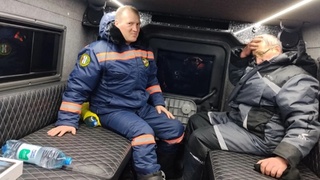 Спасение мужчины / Фото: МАСС Новосибирска