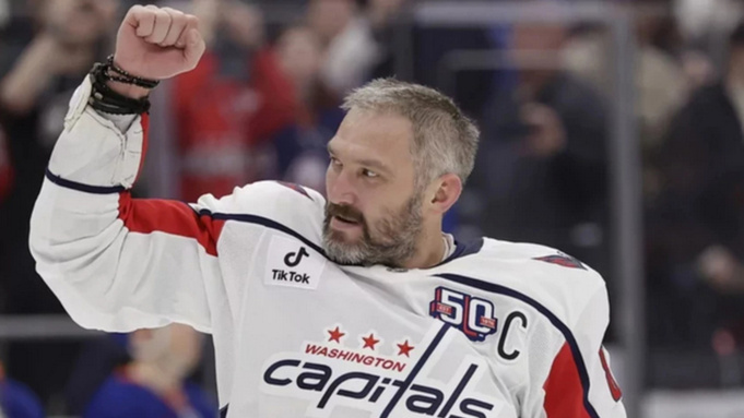 Александр Овечкин / Фото: Adam Hunger / ТАСС