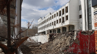 Снос "Колизея" в Барнауле, апрель 2026 года / Фото: amic.ru