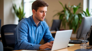 Работа / Изображение сгенерировано "Шедеврум" от ИИ YandexART / amic.ru