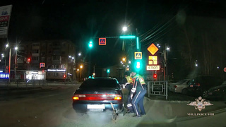 Момент правонарушения / Фото: портал "МВД медиа"