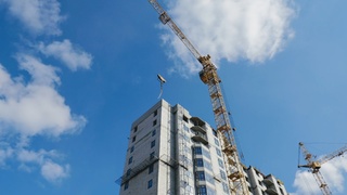 Строительство домов в Барнауле / Иллюстративное фото: Екатерина Смолихина / amic.ru