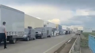 Пробка на границе России и Казахстана / Фото: скриншот видео