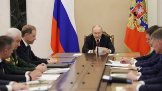 Владимир Путин на совещании/ Фото: kremlin.ru