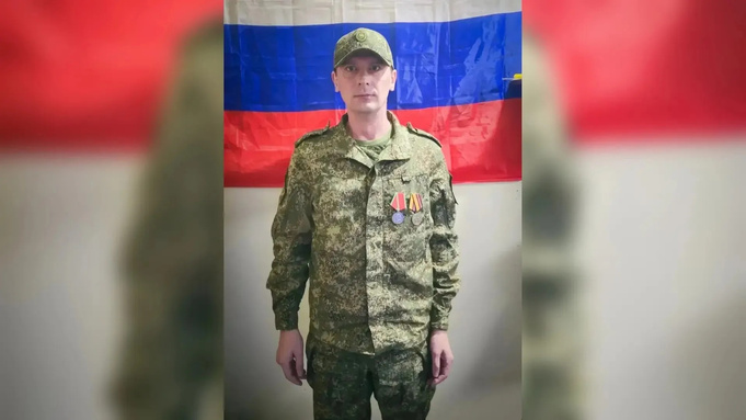 Врач из Алтайского края Вадим Легостаев / Фото: соцсети Краевой клинической больницы скорой медицинской помощи № 2 имени З.С. Баркагана