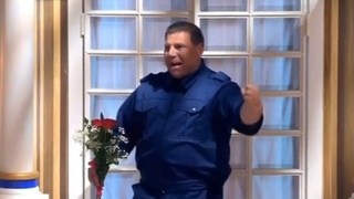 Владимир Железнодорожник / Кадр из видео / "Давай поженимся" 