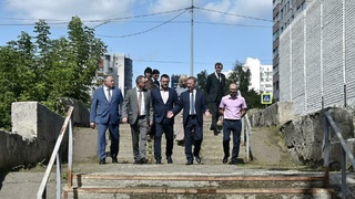 Выездное совещание Вячеслава Франка / Фото: официальный сайт мэрии Барнаула 