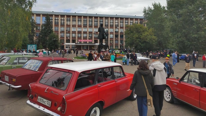 Выставка ретротехники в Барнауле / Фото: amic.ru