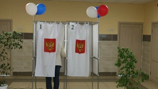 Первые голосующие в Барнауле / Фото: amic.ru / Екатерина Смолихина 
  