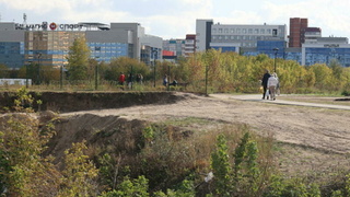Парк за ТЦ "Европа", сентябрь 2026 года / Фото: Екатерина Смолихина / amic.ru