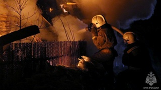 Пожар в частном доме Змеиногорска / Фото: МЧС по Алтайскому краю