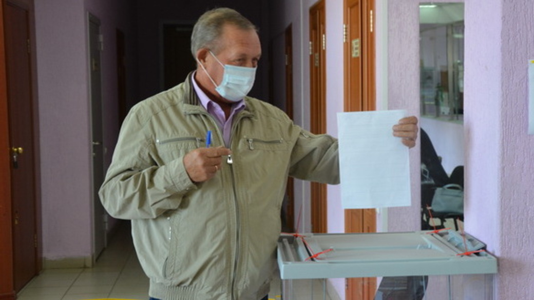 осенью будут выборы. голосование на выборах. голосование на выборах президента. выборы в россии.