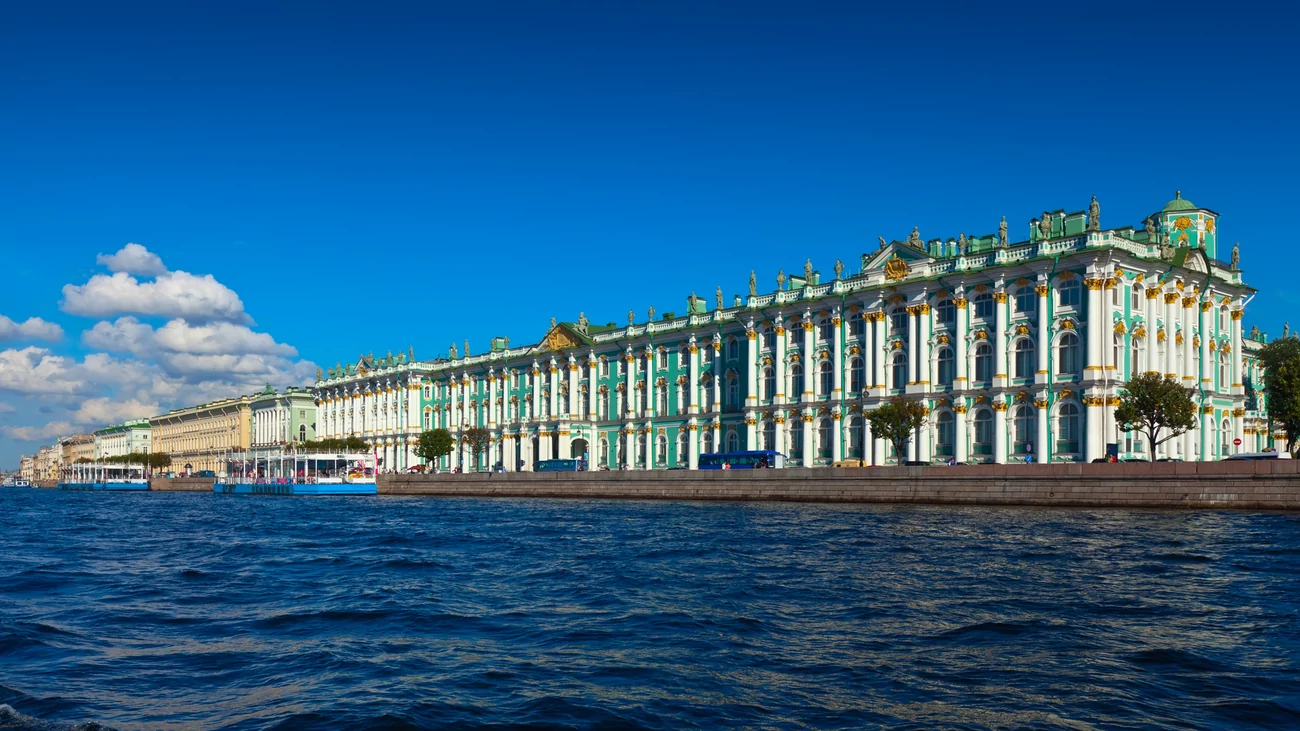 Где арендовать катер для романтического свидания на воде в Санкт ...
