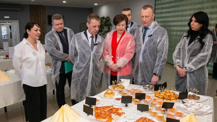 телефон комбината школьного питания. комбинат школьного питания химки. платное питание в школе. цинева антонина кемерово. схк северск столовая.