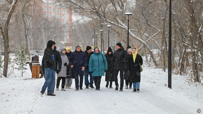 Прогулка с горожанами в бывшем парке имени Ленина / Фото: barnaul.org
