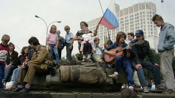 Попытка государственного переворота в СССР в 1991 году / Фото: Валентин Кузьмин, Владимир Яцина / ТАСС 