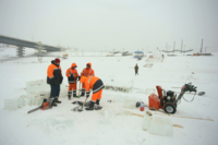 Строительство снежного городка на Речном вокзале/ Фото: Екатерина Смолихина