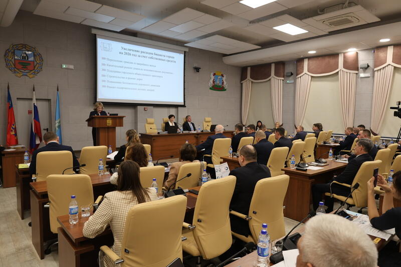 Депутаты приняли бюджет Барнаула на 2026 год