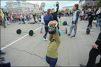 7 сентября 2019 г., Барнаул. Екатерина Смолихина   Авиашоу, бокс и фейерверк: как Барнаул отметил свое 289-летие