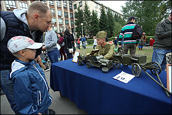 7 сентября 2019 г., Барнаул. Екатерина Смолихина   Авиашоу, бокс и фейерверк: как Барнаул отметил свое 289-летие