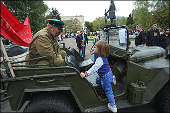 7 сентября 2019 г., Барнаул. Екатерина Смолихина   Авиашоу, бокс и фейерверк: как Барнаул отметил свое 289-летие