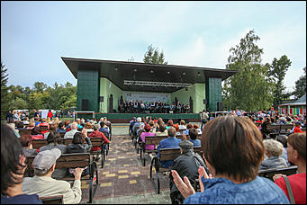 7 сентября 2019 г., Барнаул. Екатерина Смолихина   Авиашоу, бокс и фейерверк: как Барнаул отметил свое 289-летие