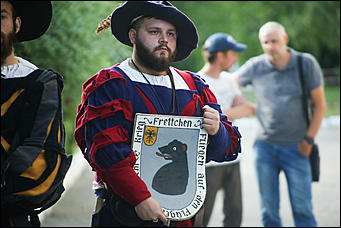 22 августа 2019 г., Барнаул   Барнаульцам показали настоящие рыцарские бои и рассказали о костюмах XVI века